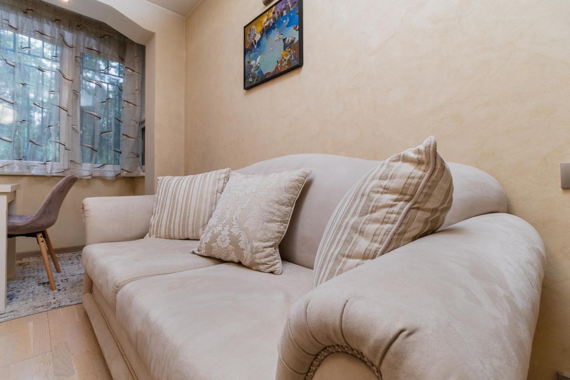 Elegant 1-Bedroom Apartment Пловдив Екстериор снимка