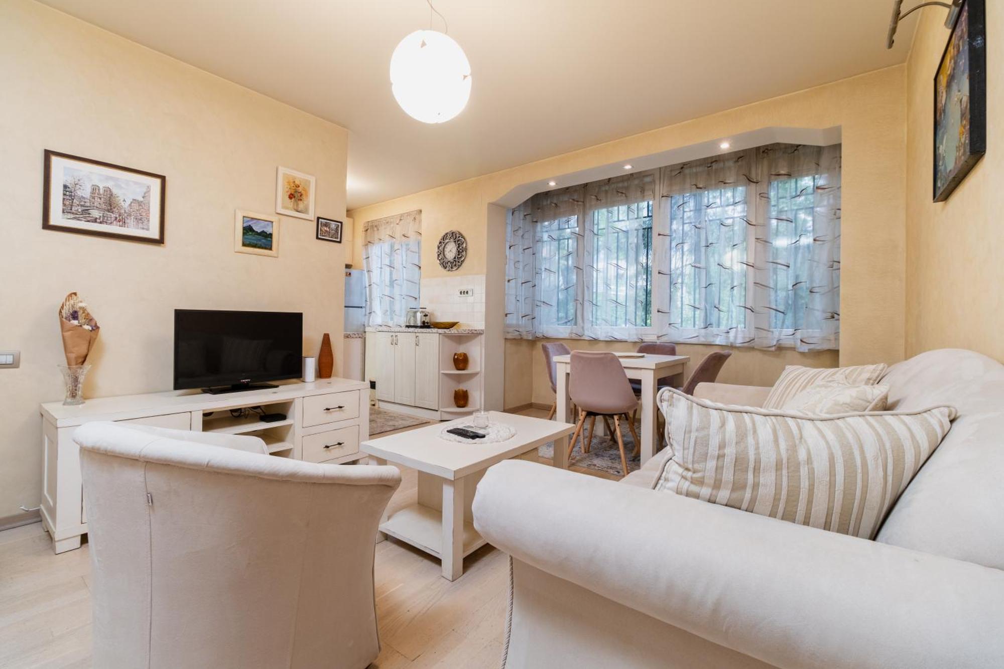 Elegant 1-Bedroom Apartment Пловдив Екстериор снимка